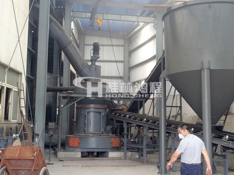 銅礦磨粉機(jī)，雷蒙磨粉機(jī)